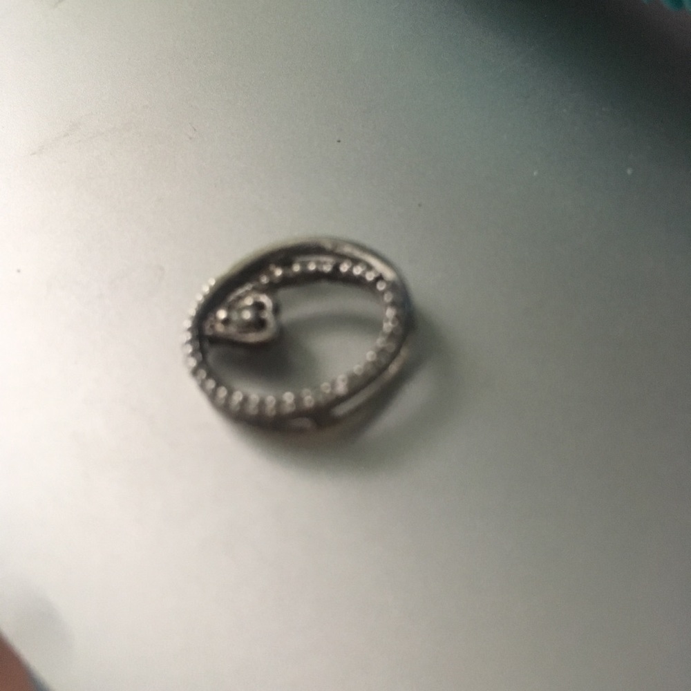 Jewelry - Picture 2 of 3